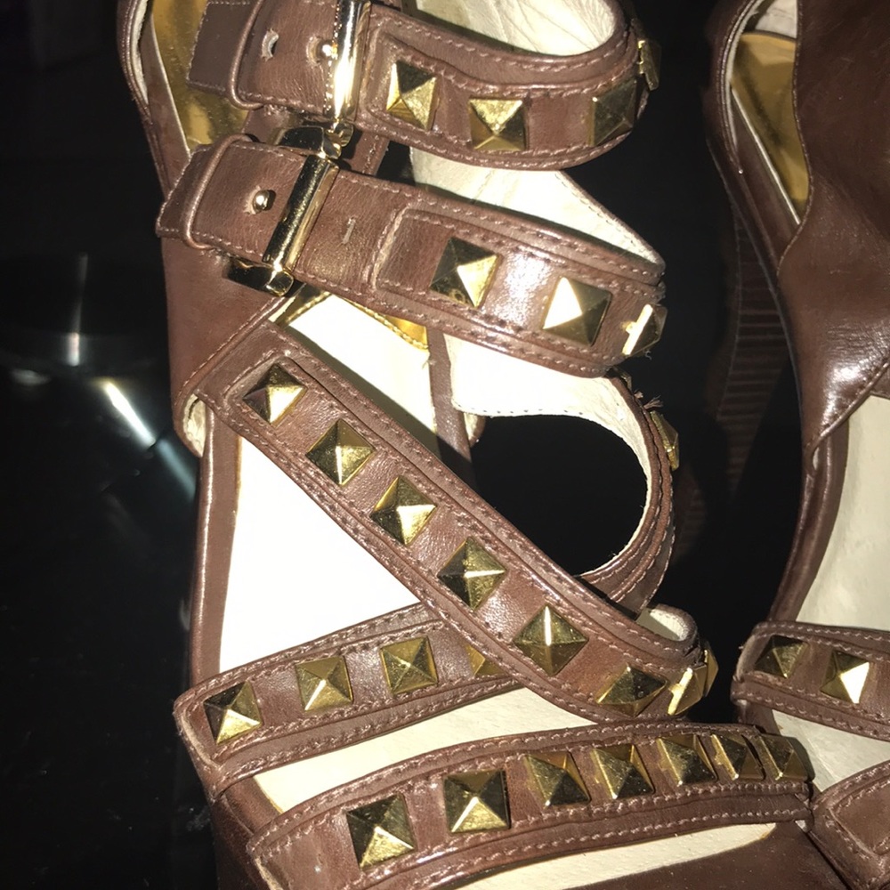 Leather sandals